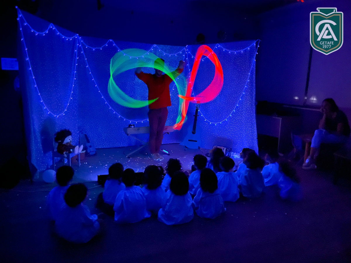 Tanzania nadie Kent Teatro luz negra: Escuela Infantil - Colegio Los Ángeles