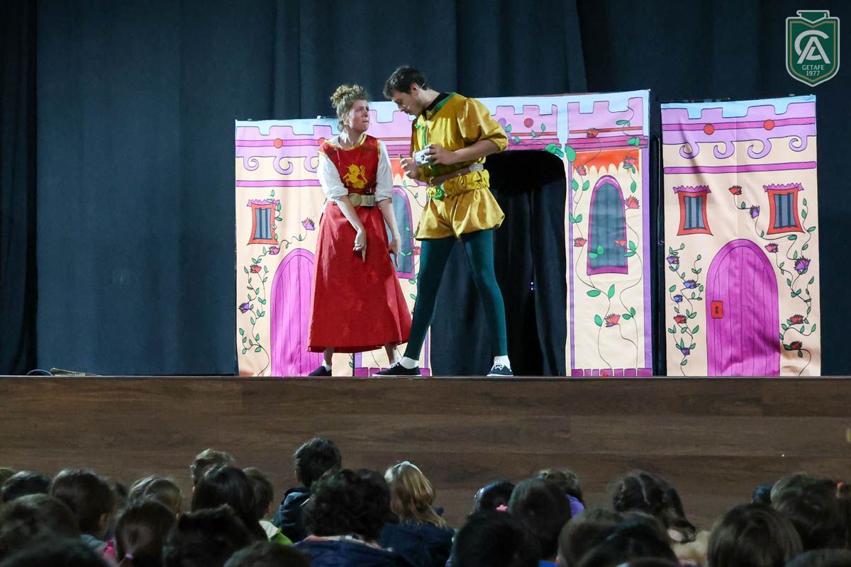 obra-teatro-ingles-polly-dragon-12