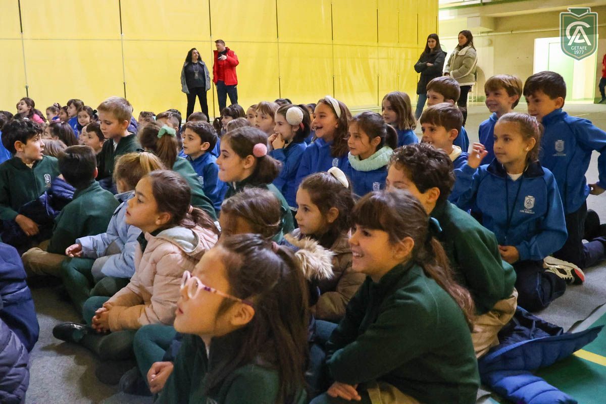 obra-teatro-ingles-polly-dragon-17
