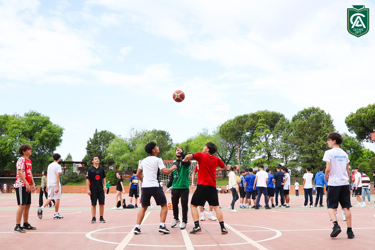 Día del Deporte 2025 en el Colegio Los Ángeles Día del Deporte 2025 en el Colegio Los Ángeles